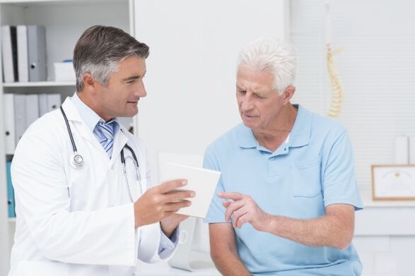 Doctor prescribes treatment for chronic prostatitis